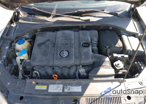 2012 Volkswagen Passat 2.5L Se z USA, uszkodzony, nr VIN 1VWBH7A33CC044187